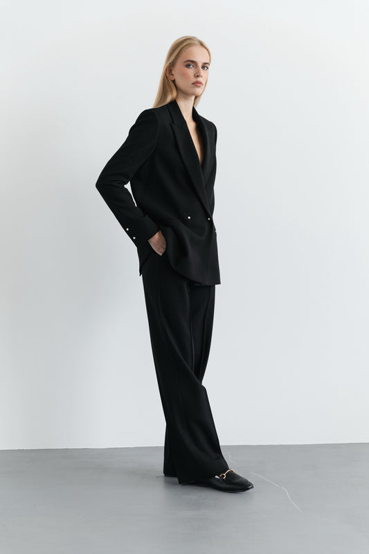 Black suit in Wool